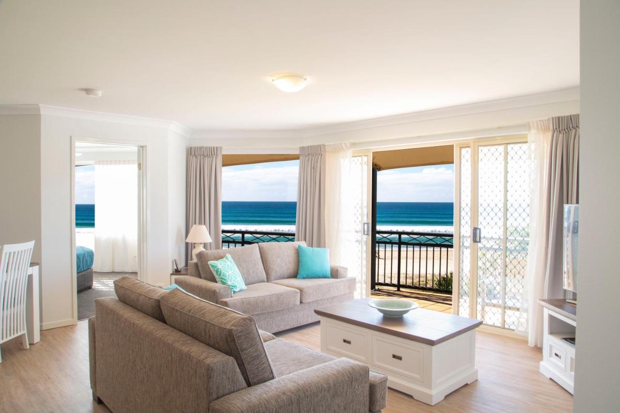 Golden Riviera Absolute Beachfront Resort Gold Coast Exterior photo